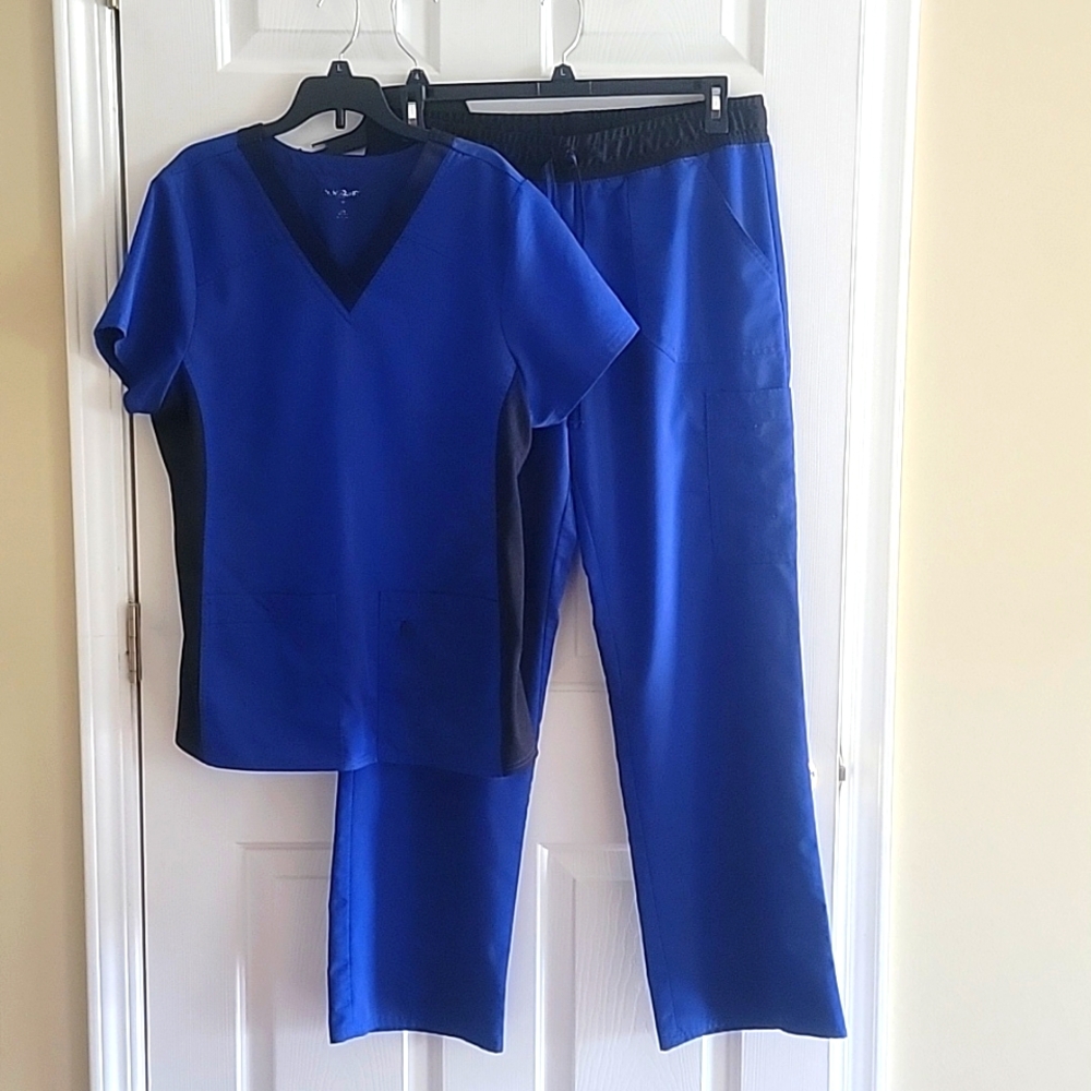 Scrubs by Scrubstar. Size M
